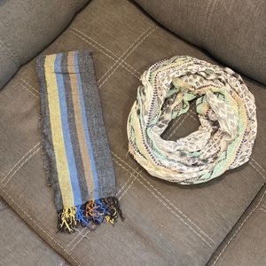 Scarf duo